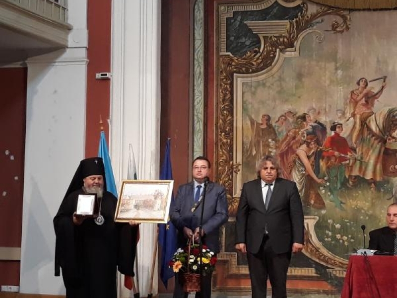 Великотърновският Митрополит Григорий бе удостоен със званието „Почетен гражданин на Свищов“