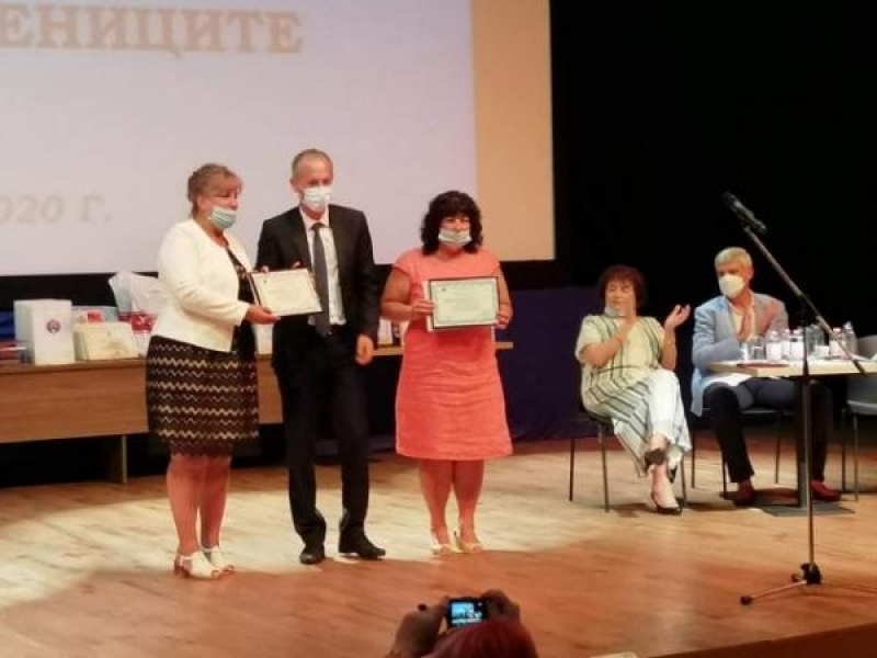 Първа награда за СУ “Николай Катранов” град Свищов в Международен конкурс за учители