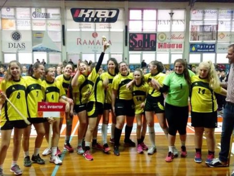 Девойките от свищовския хандбален клуб „Нове-99“ се завърнаха със злато от Международен турнир в Гърция