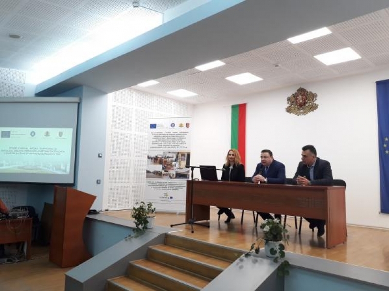 Интернет платформа за стимулиране на предприемачеството на малкия и среден бизнес в трансграничния регион бе представена в Свищов 