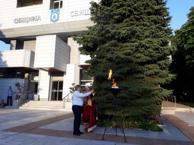 Председателят на Общински съвет – Свищов д-р Кристиян Кирилов откри ХV Фестивал на античното културно наследство „Орел на Дунава“ в Свищов 