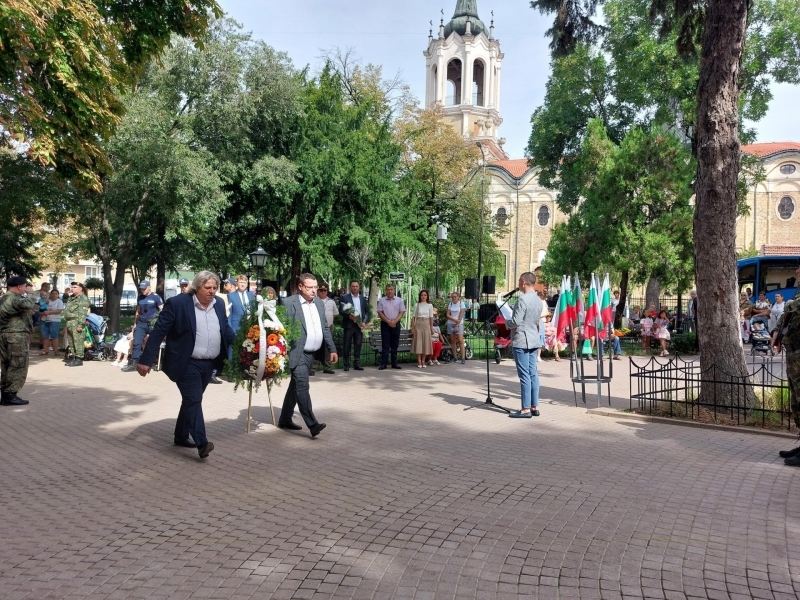 140 години от Съединението на Източна Румелия с Княжество България бяха отбелязани в Свищов 