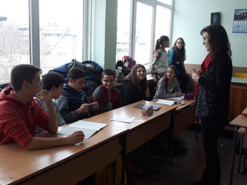 Ученици от СУ «Николай Катранов» проведоха открит урок посветен на Иван Вазов