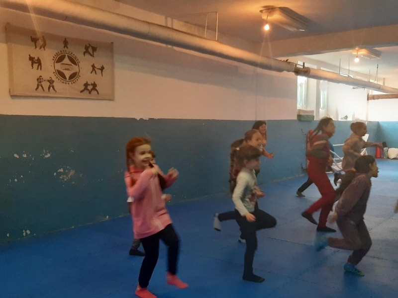 Украинските деца в Свищов имат възможност да посещават и занятия по спортни дейности 