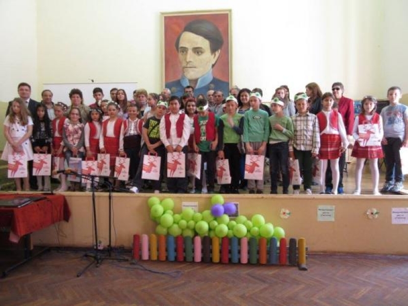 Българо-румънска конференция за неформалното образование в СОУ "Николай Катранов"