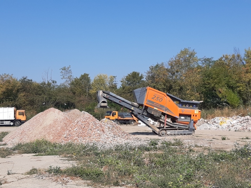 ОБЩИНА СВИЩОВ ПРИЗОВАВА: ДА ПРЕВЪРНЕМ ОТГОВОРНОТО ПРЕДАВАНЕ НА ОТПАДЪЦИ В НАША ОБЩА КАУЗА 