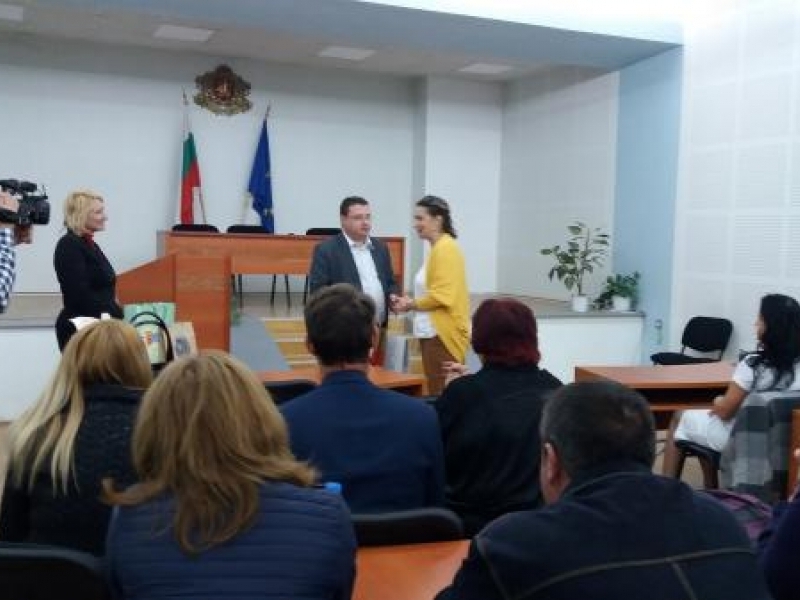 Работна среща на Местните комисии за борба срещу противообществени прояви на малолетни и непълнолетни на четири общини се проведе в Свищов