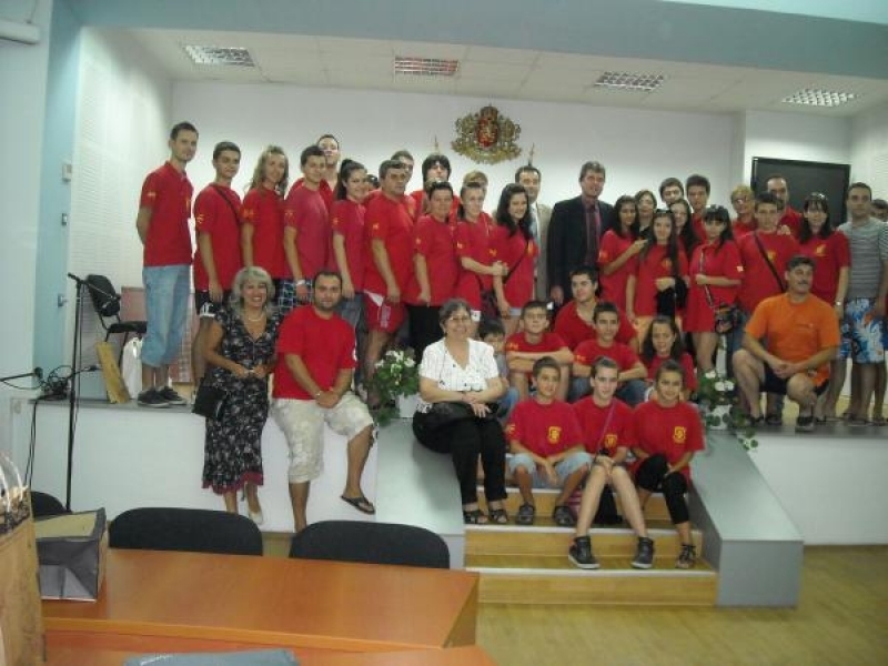 Посрещнахме гости от Велес, Македония