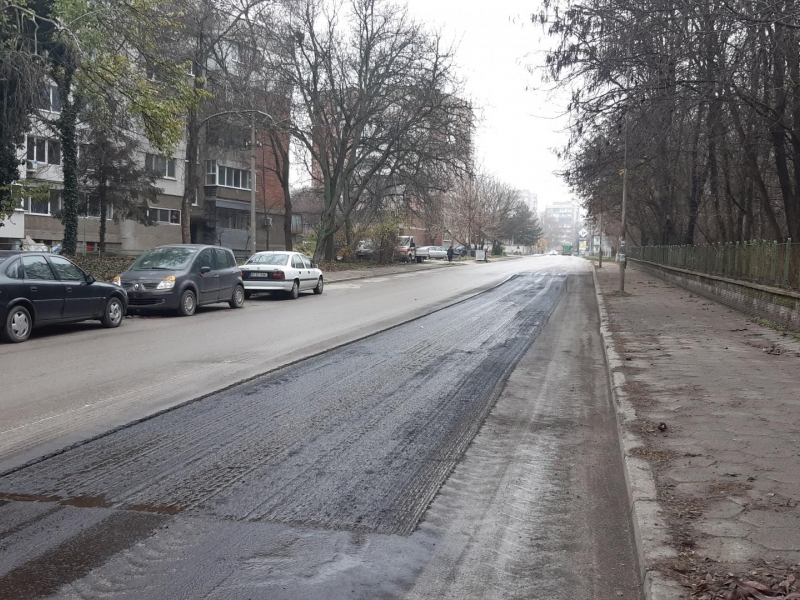 Авариен ремонт на част от Републикански път II-52 предприе община Свищов