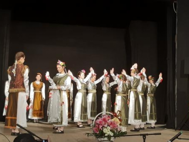  Близо 1700 лева бяха събрани от благотворителния концерт „ЗАЕДНО ЗА МИТКО“ в Свищов 