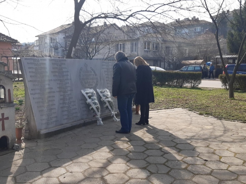 На 4 март в Свищов се отбелязаха 45 години от най-опустошителното земетресение у нас 
