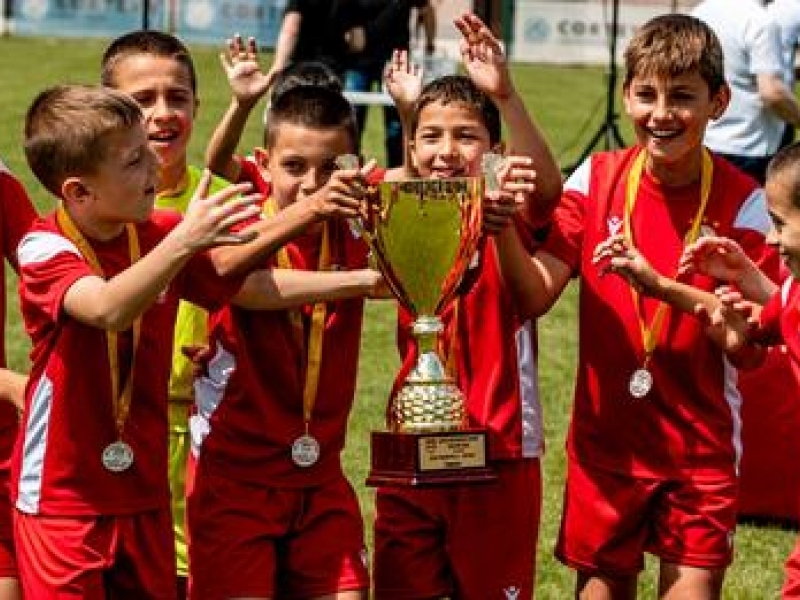В Свищов се проведе второто издание на Детския футболен турнир за „КУПА НОВЕ“ 