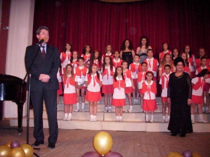 Детския хор се завърна от летния си творчески лагер във Видима