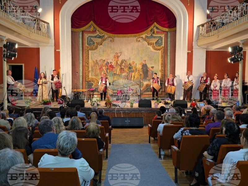 В Свищов честваха 170 години от основаването на първото българско читалище и общонародното читалищно дело 