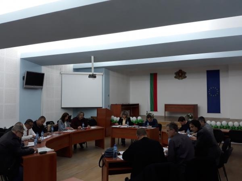 В Община Свищов се проведоха консултации за съставяне на секционни избирателни комисии за ЕВРОИЗБОРИ 2019
