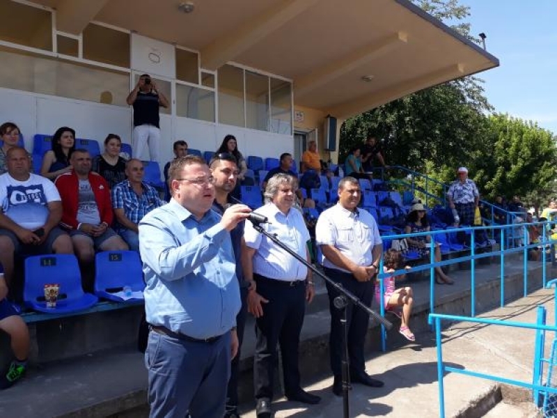 На стадион „Академик“ официално бе открит турнира по футбол за Купата на кмета на Свищов
