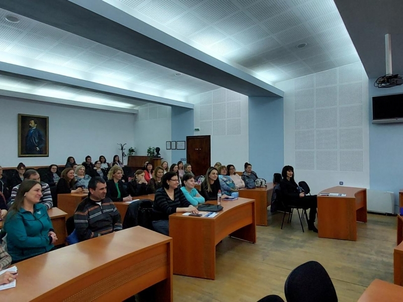 В Свищов се проведе публична дискусия за потребностите на Общината от социални услуги на общинско и областно ниво 