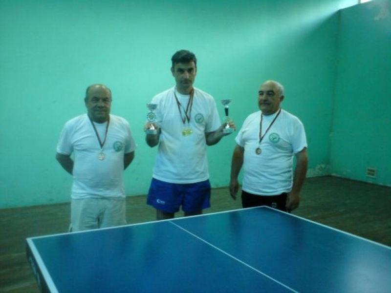 Ветераните на Тенис клуб “Академик-2001” спечелиха 2 златни и 2 бронзови медала