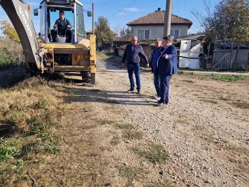 Стартираха дългоочакваните ремонтни дейности на ВиК инфраструктурата в село Совата, община Свищов 