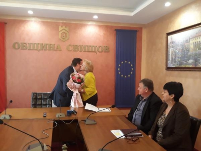 Ротари клуб получи искрени благодарности от кмета на Свищов за направено дарение на Центъра за лица с деменция в Овча могила