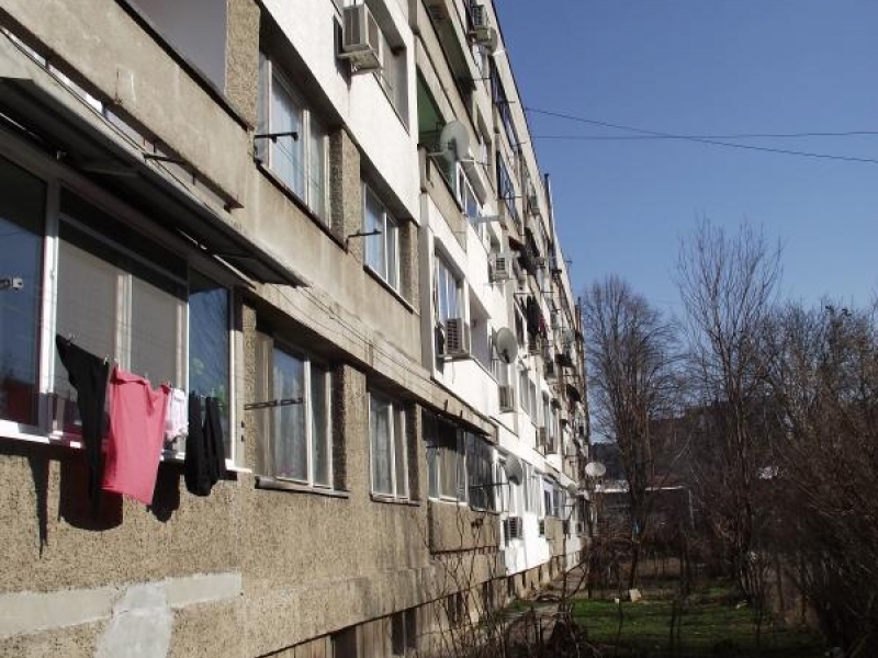 Две жилищни сгради в Свищов ще бъдат санирани по проект 