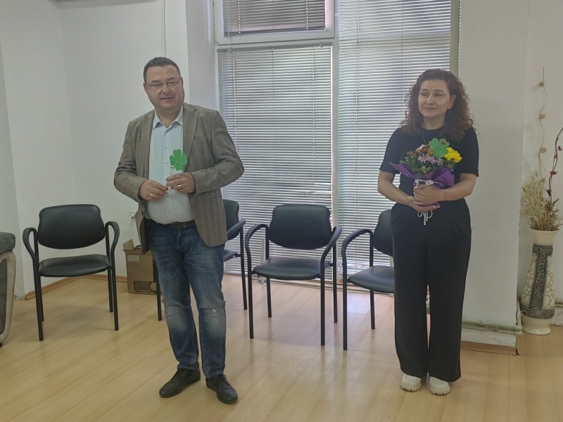 Кметът на Свищов приветства възрастните хора в ДСХ "Мария Луиза" по повод техния празник 