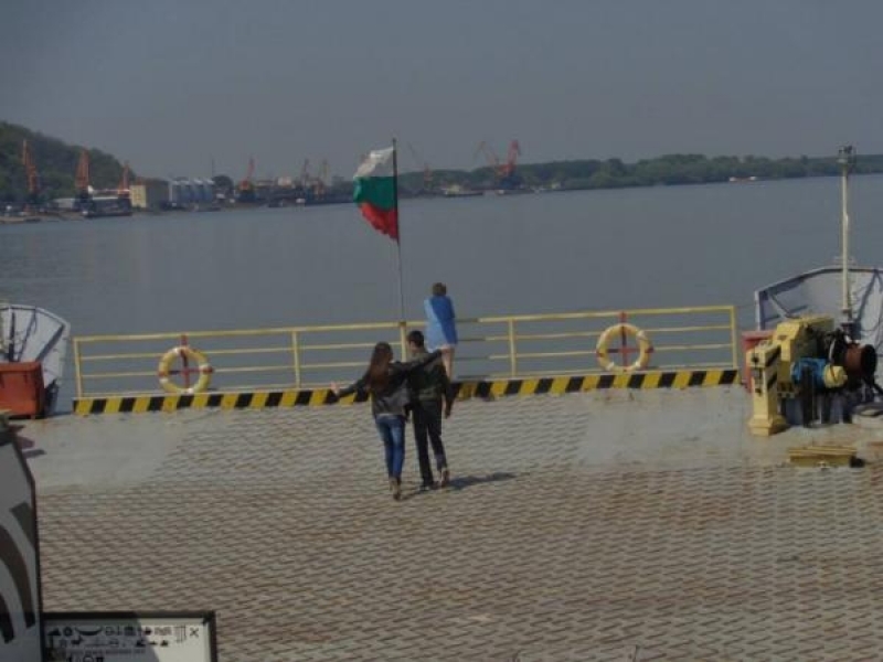 Проект : „Създавайте приятелства от другата страна на  Дунав”