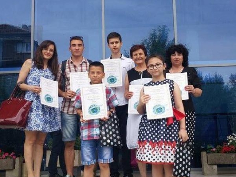 Ученици и учители от СОУ „Николай Катранов” с награди от международни конкурси