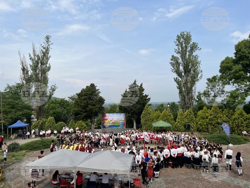 Второто издание на Фестивал на хороигралците „Харизмата на хорото“ се проведе в Свищов 
