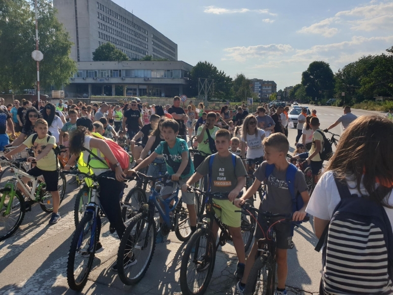 Вело-маратон в Свищов, в подкрепа на безопасността по пътищата