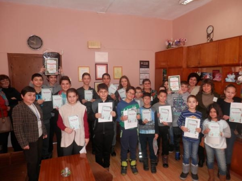Ученици от СУ „Димитър Благоев“ взеха участие в ежегодно състезание на Съюза на математиците