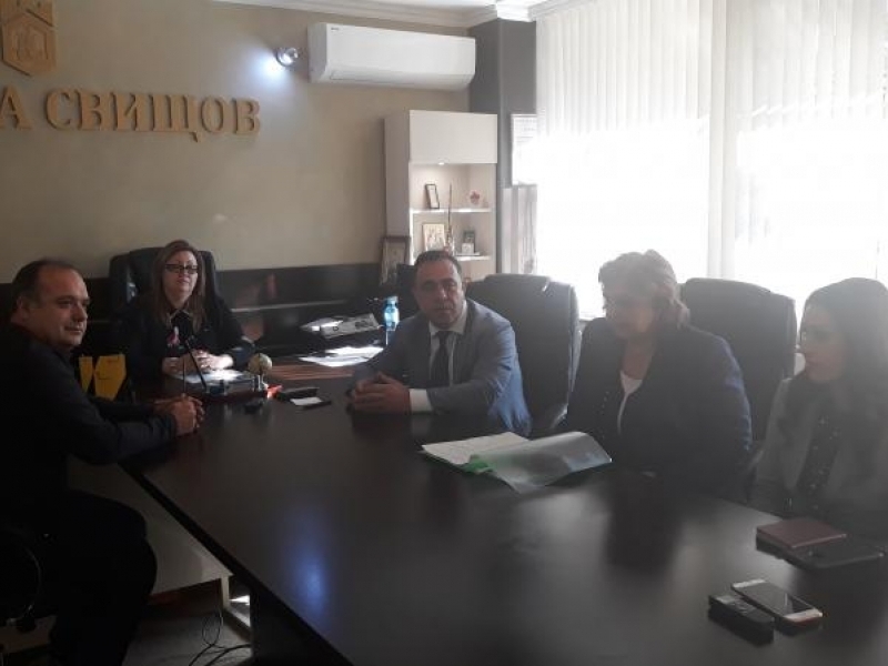 Заместник-минитърът на МОСВ Красимир Живков посети Свищов във връзка с проблема касаещ водоснабдяването на града