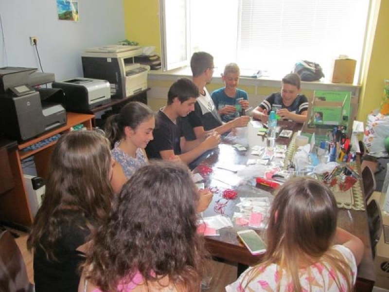 Над 1600 лева събраха учениците от УС на СОУ „Димитър Благоев“ в поредна благотворителна инициатива