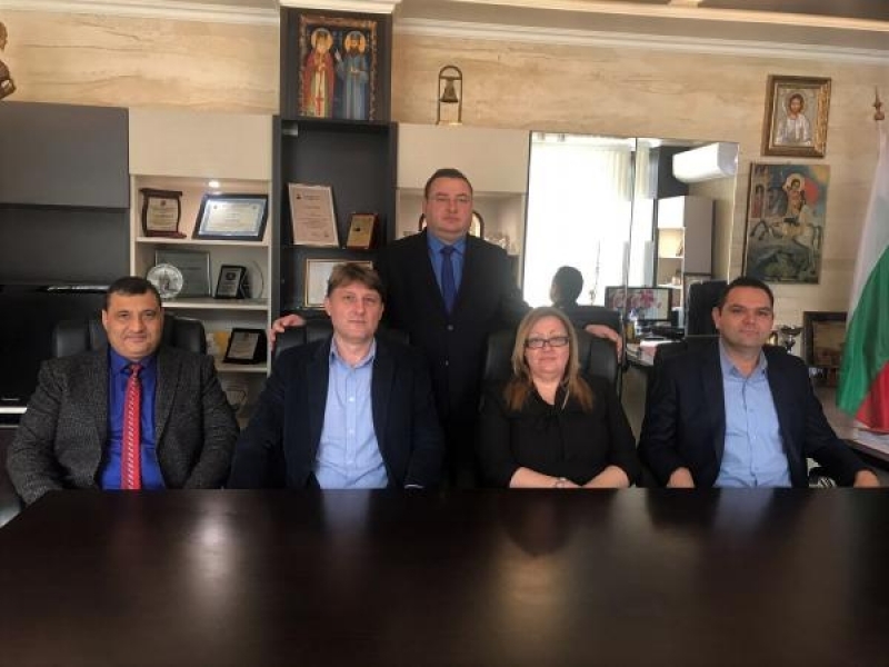 Кметът Генчо Генчев представи официално ръководния екип на Община Свищов за мандат 2019 – 2023