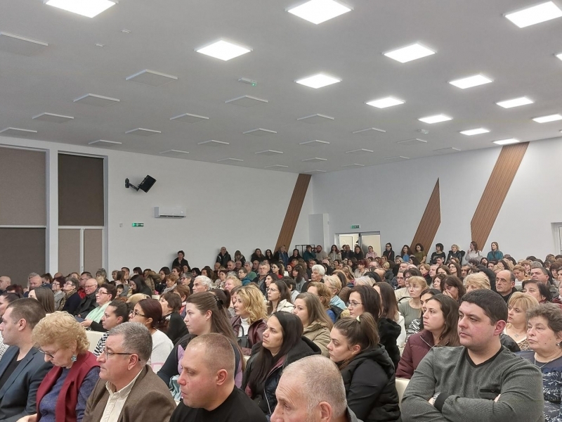 Кметът Генчо Генчев направи своя ежегоден публичен отчет пред жителите на община Свищов 