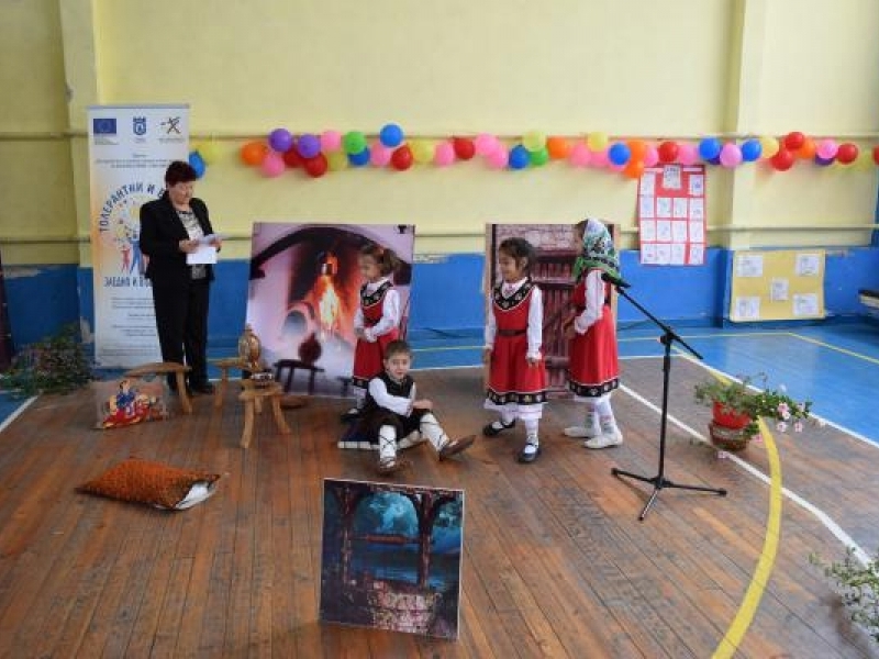 Над 150 деца, родители и гости се включиха в заключителния празник по проект „Толерантни и единни заедно и във всичко“ на Община Свищов 