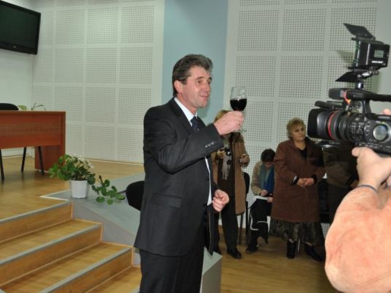 Свищовският кмет покани бизнесмени на чаша вино