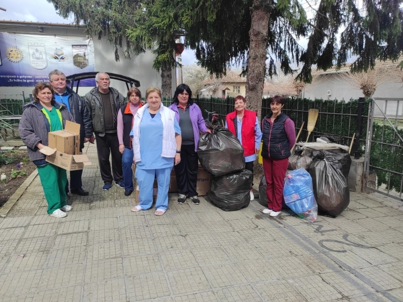 Центърът за пълнолетни лица с деменция в село Овча могила се включи в кампанията „Искам да съм полезен… Рециклирай ме!“ 