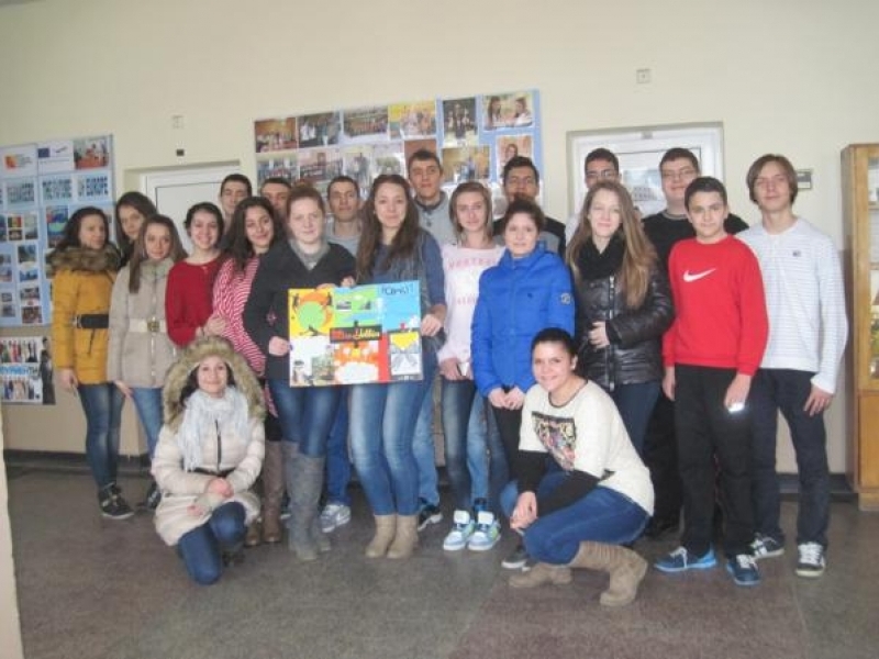 Ученици от СОУ „Николай Катранов” в инициатива на Кеймбридж и Клет