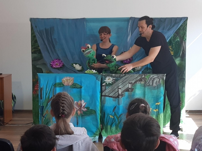 Благотворително театрално представление зарадва украинските деца в Свищов 