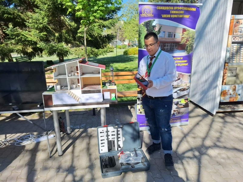 Свищовската професионална гимназия „Алеко Константинов“ със силно участие в STEM фестивал 