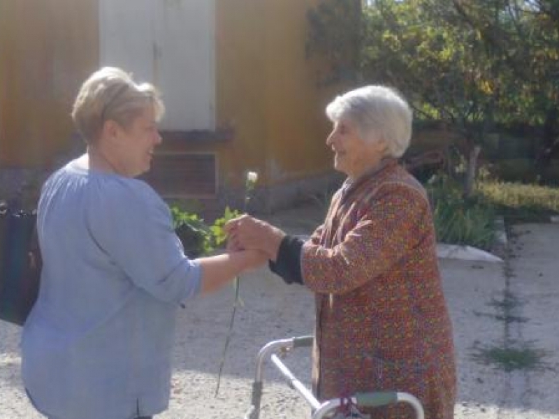 В ДСХ „Мария Луиза” – гр. Свищов отбелязаха подобаващо Международния ден на възрастните хора