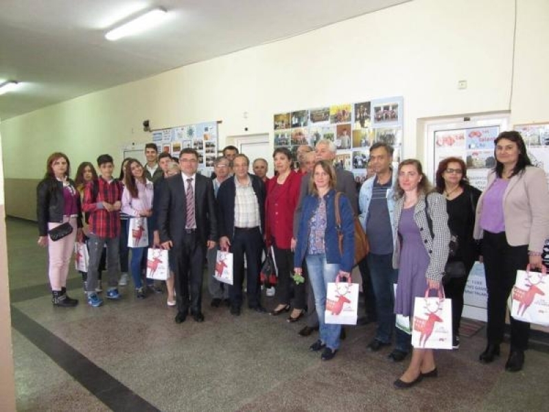 Българо-румънска конференция за неформалното образование в СОУ "Николай Катранов"