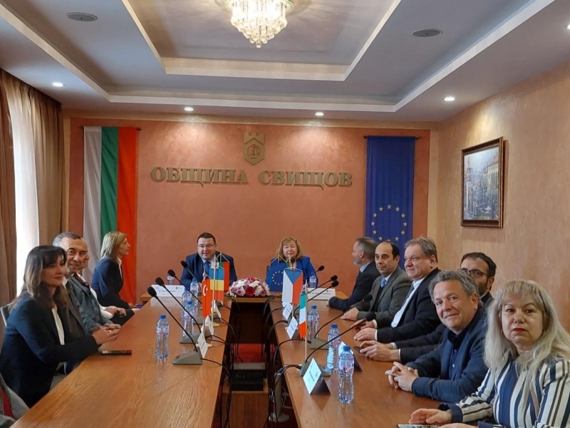 Представители на университети от шест държави посетиха Община Свищов и се срещнаха с кмета Генчев 