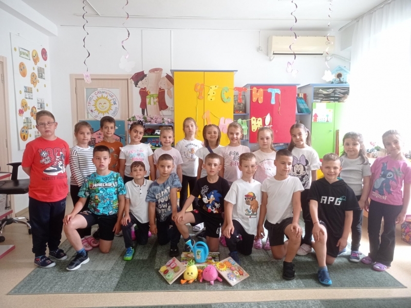 Община Свищов зарадва децата с още подаръци по повод 1 юни 