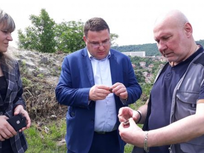 Проф. Николай Овчаров стартира археологическите проучвания на средновековната крепост „Калето“ в Свищов 
