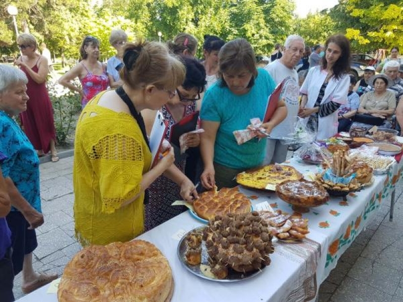 VIII Регионален фестивал на българската погача се проведе в свищовското село Овча могила 