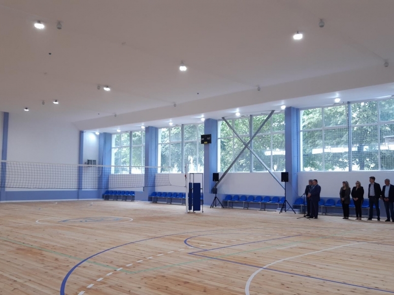 На 9 май в Свищов бе официално открита обновена спортна зала за 1.6 млн. лева  